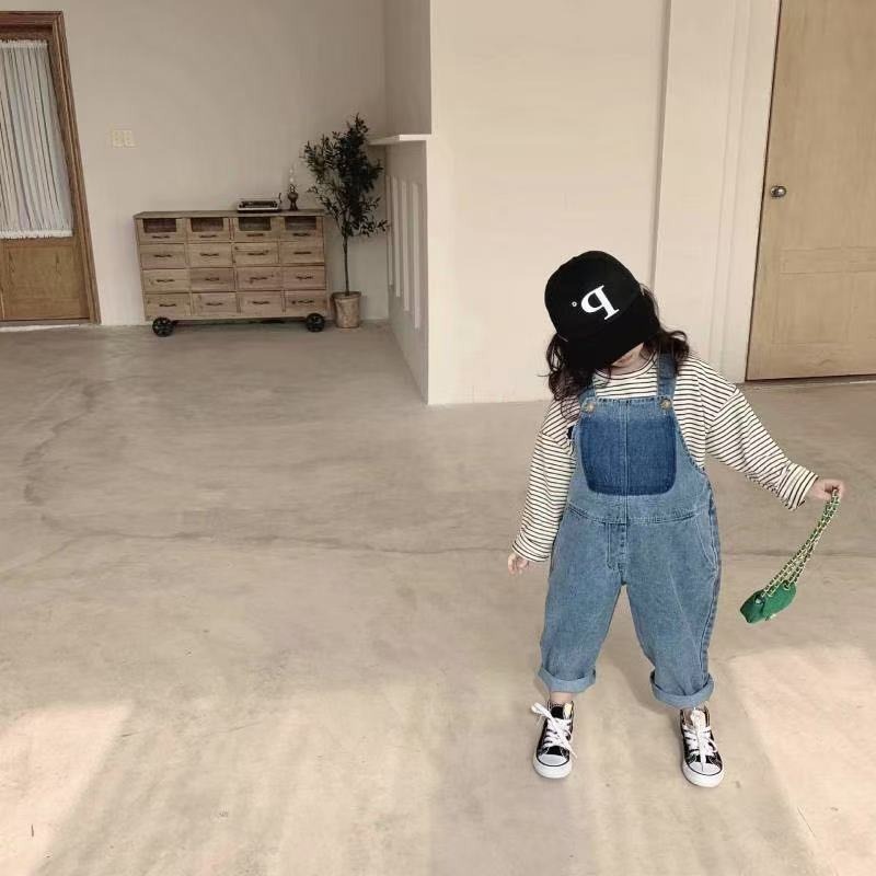 Unisexowy dziecięcy kombinezon – Baby Overall Denim recenzja i cena