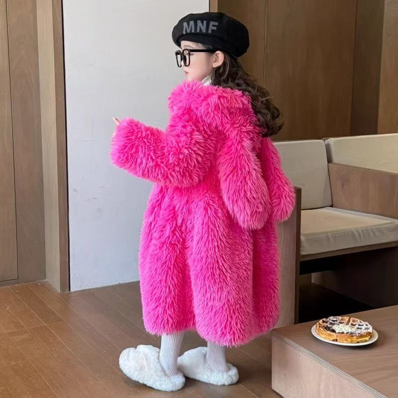 Dziewczęca kurtka futrzana jes – Baby X Clothing recenzja i cena