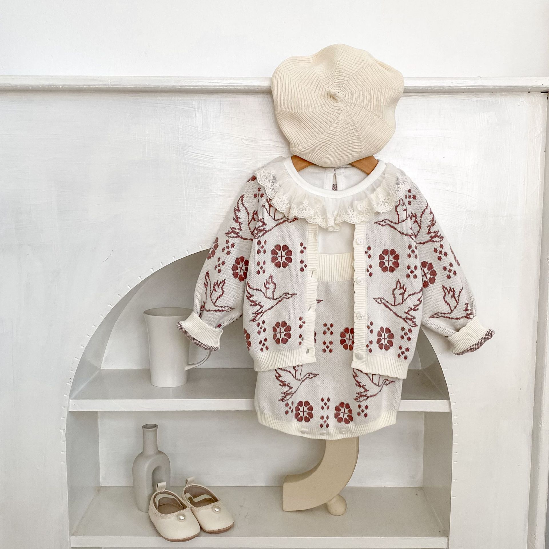 Jesień 2025 Nowy Dziecięcy Swe – Knit Cardigan Infant recenzja i cena