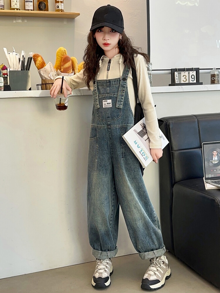 Wiosenne, wygodne kombinezony  – Baby Overall Denim recenzja i cena
