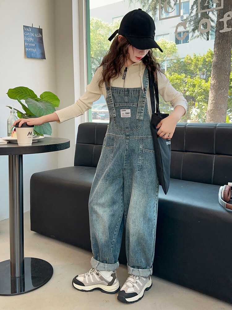 Wiosenne, wygodne kombinezony  – Baby Overall Denim recenzja i cena
